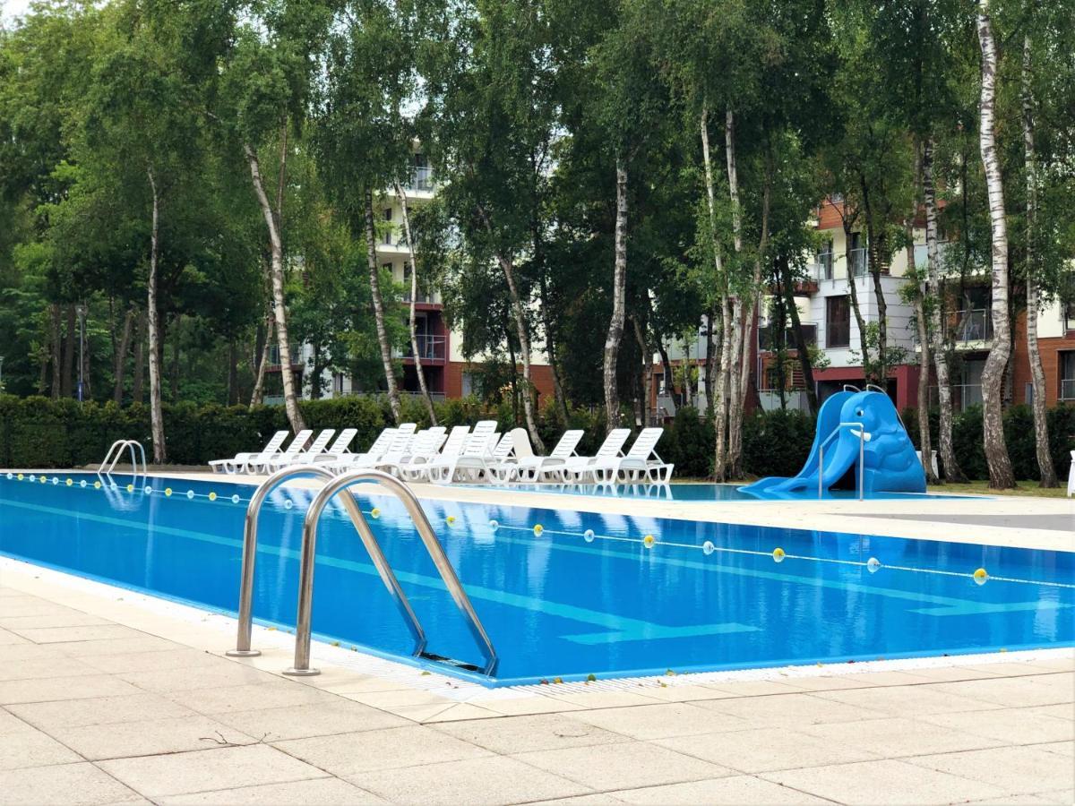 Blue Mare Black Deer Polanki 350 M Baltic See Kolobrzeg Exterior photo